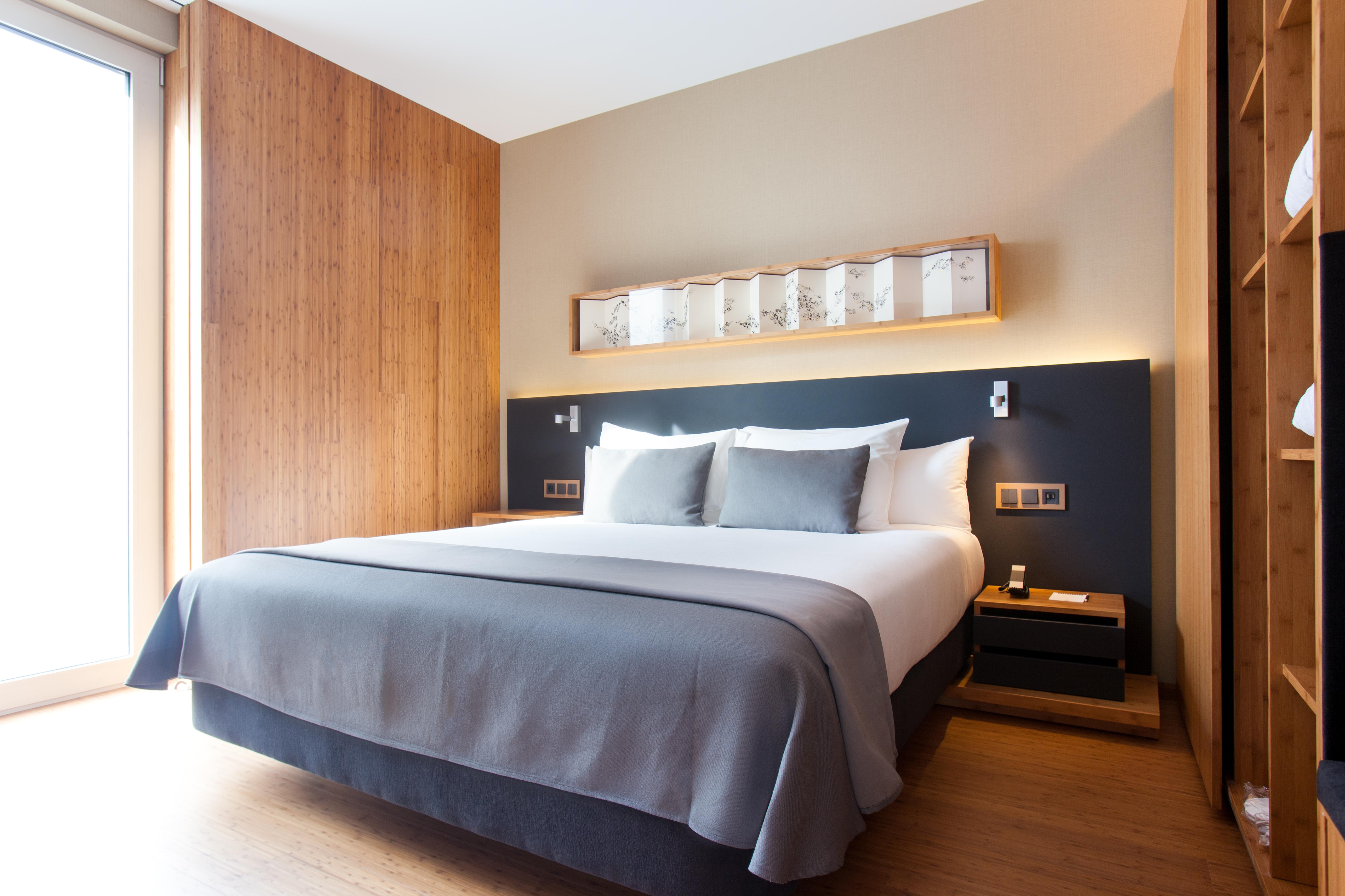 Eurostars Barcelona Central Exterior photo A bedroom at the hotel