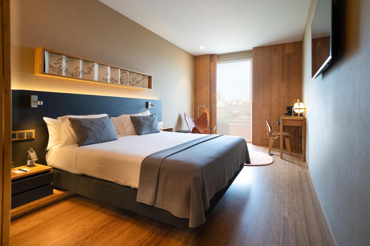 Eurostars Barcelona Central Exterior photo A room at the hotel
