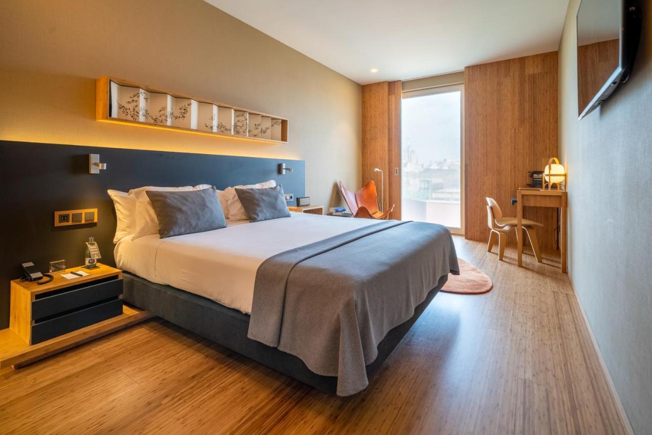 Eurostars Barcelona Central Exterior photo A room at the hotel