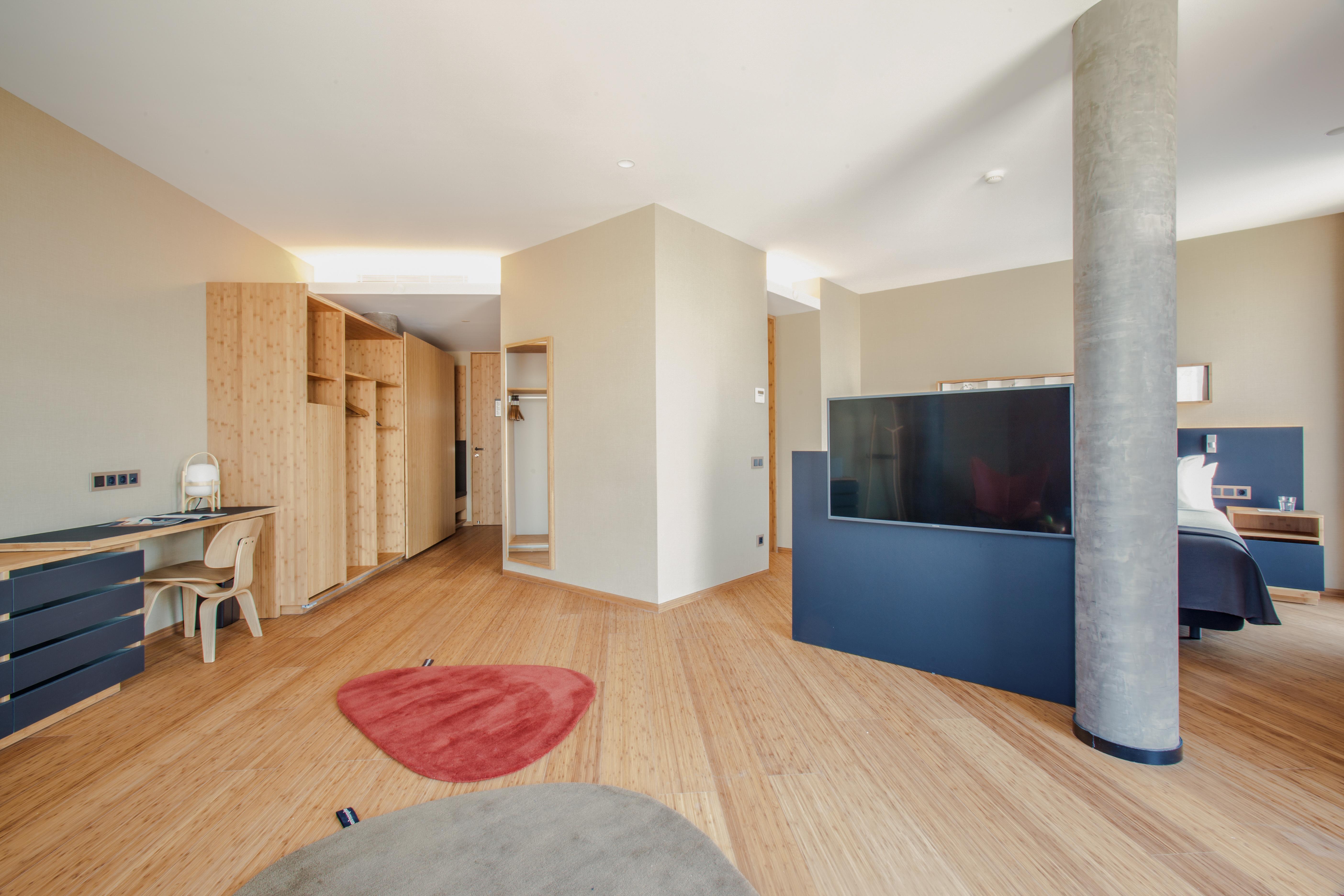 Eurostars Barcelona Central Exterior photo A typical studio apartment