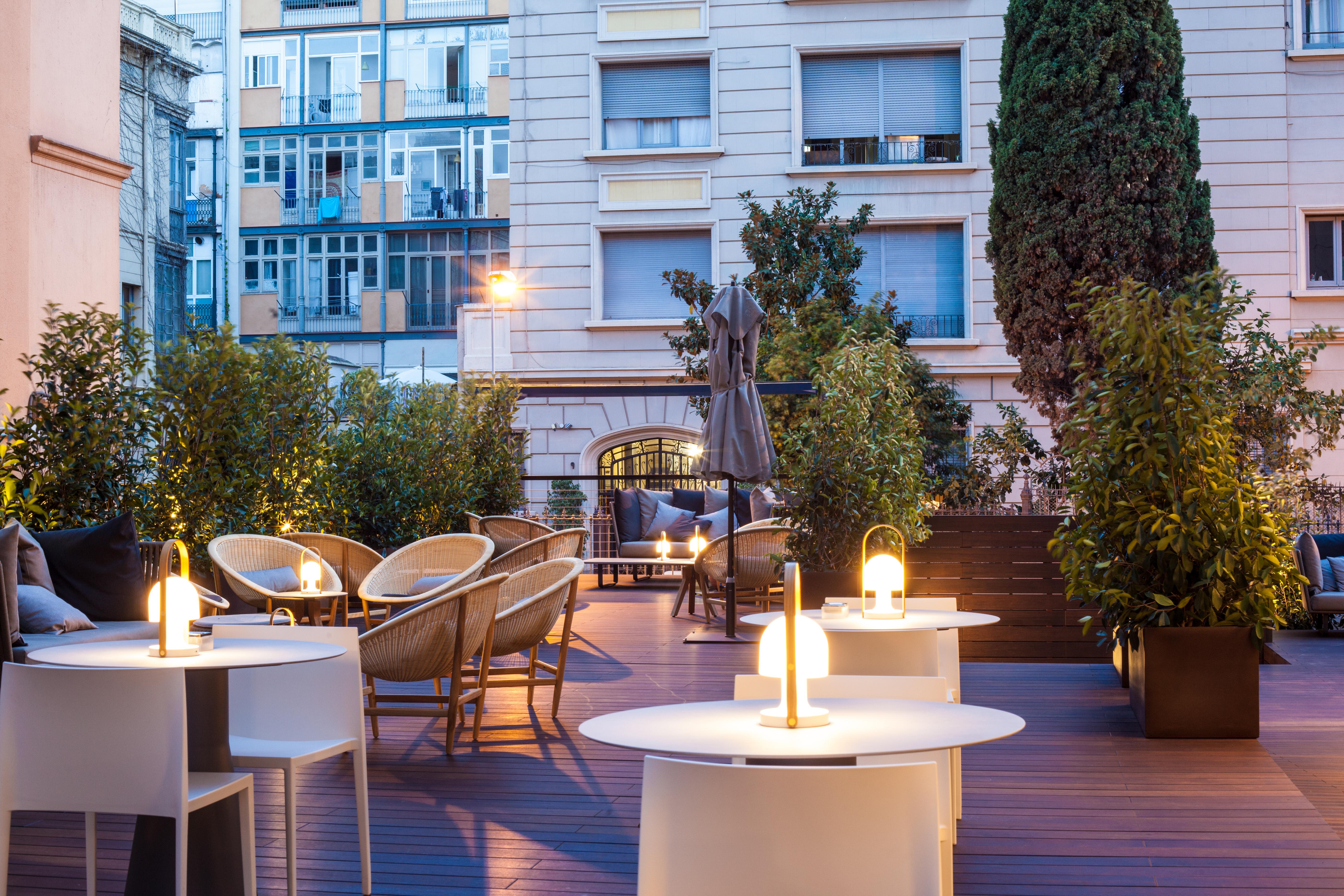 Eurostars Barcelona Central Exterior photo The hotel's rooftop terrace